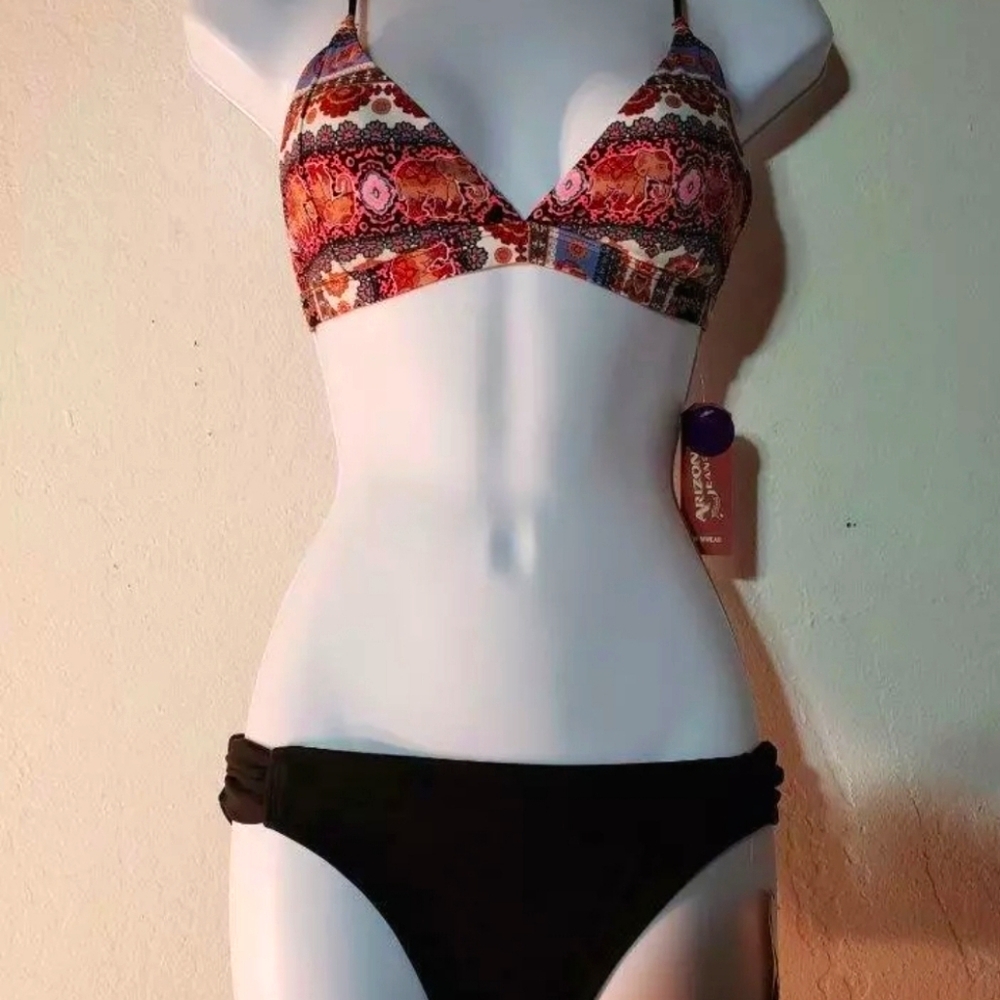 Elephants vibe Womens JRS 2 PC BIKINI ELEPHANTS NEW